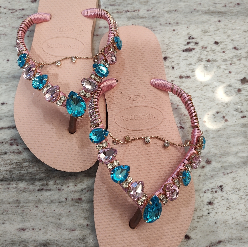 Brand new personalized havaianas embroidery artisanal